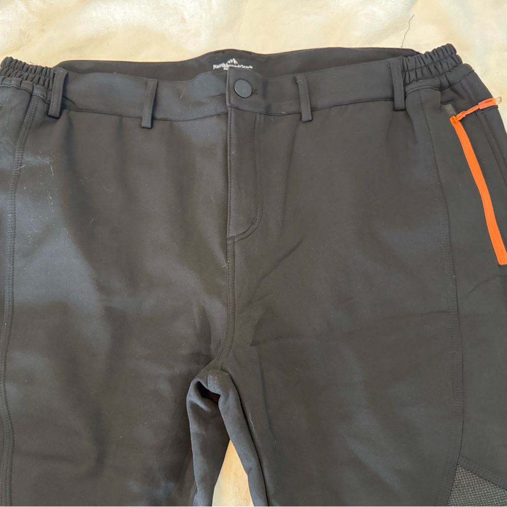 NWOT Men's "Adventure" Water Resistant Pants